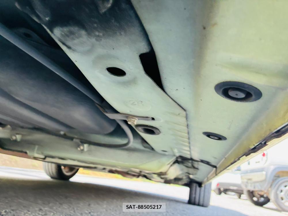 Toyota SIENTA 2019-07 8252487-36