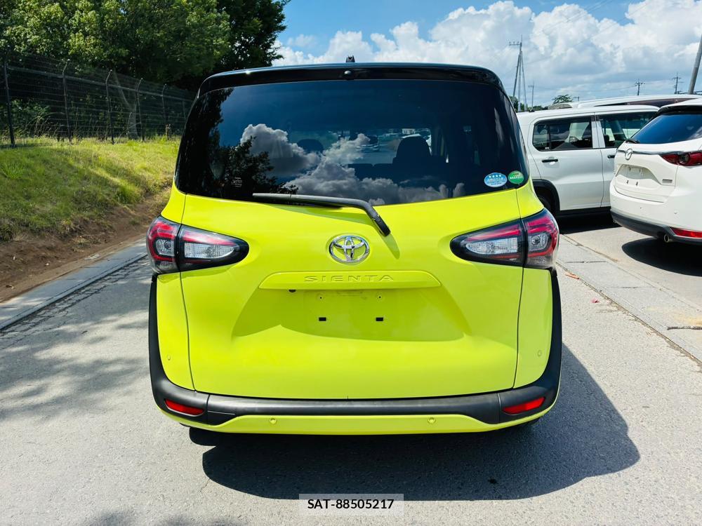 Toyota SIENTA 2019-07 8252487-3