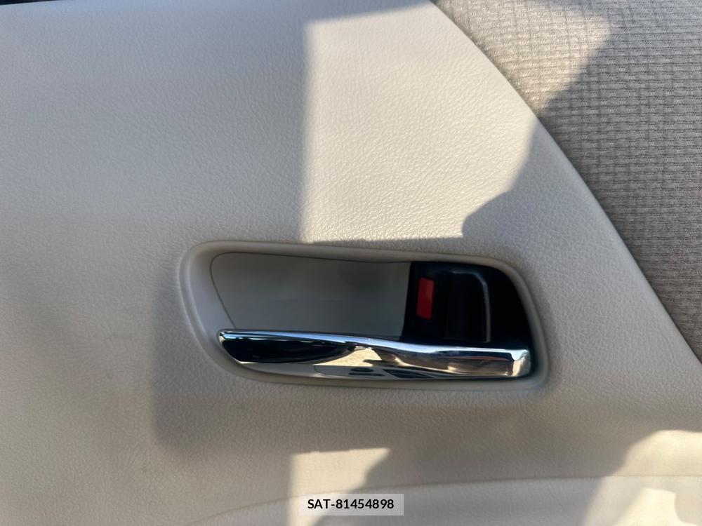 Toyota SIENTA 2016-01 7839247-20