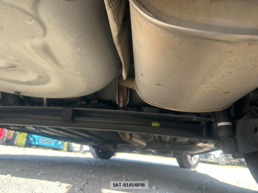 Toyota SIENTA 2016-01 7839247-35