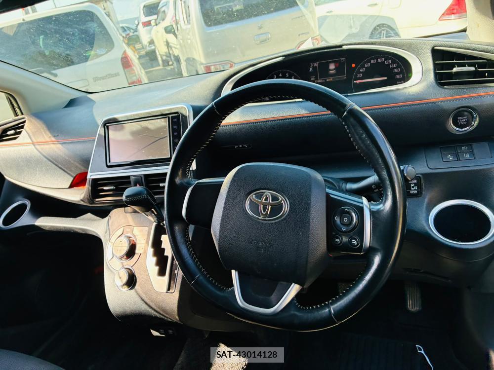 Toyota SIENTA 2019-07 8299085-14
