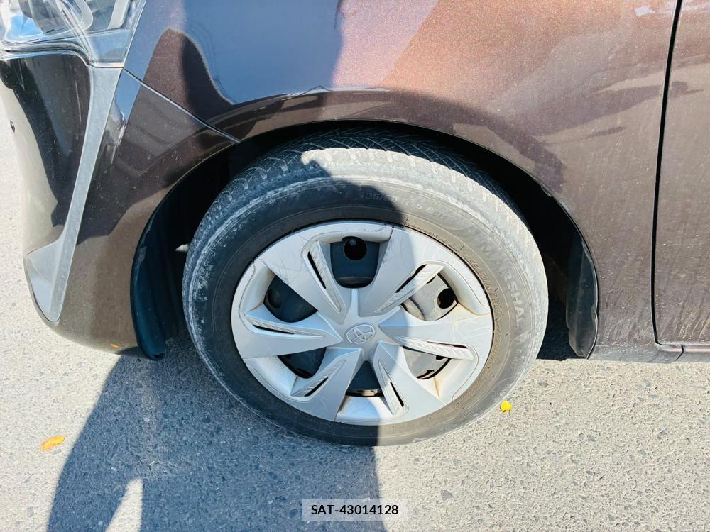 Toyota SIENTA 2019-07 8299085-28
