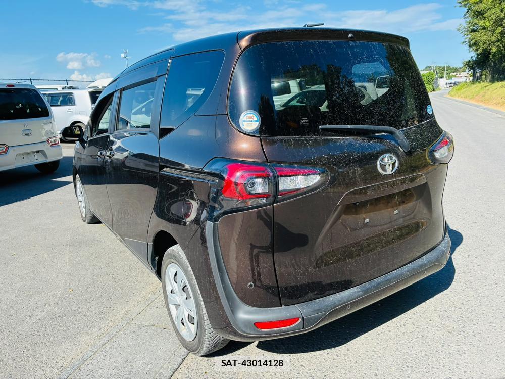 Toyota SIENTA 2019-07 8299085-2
