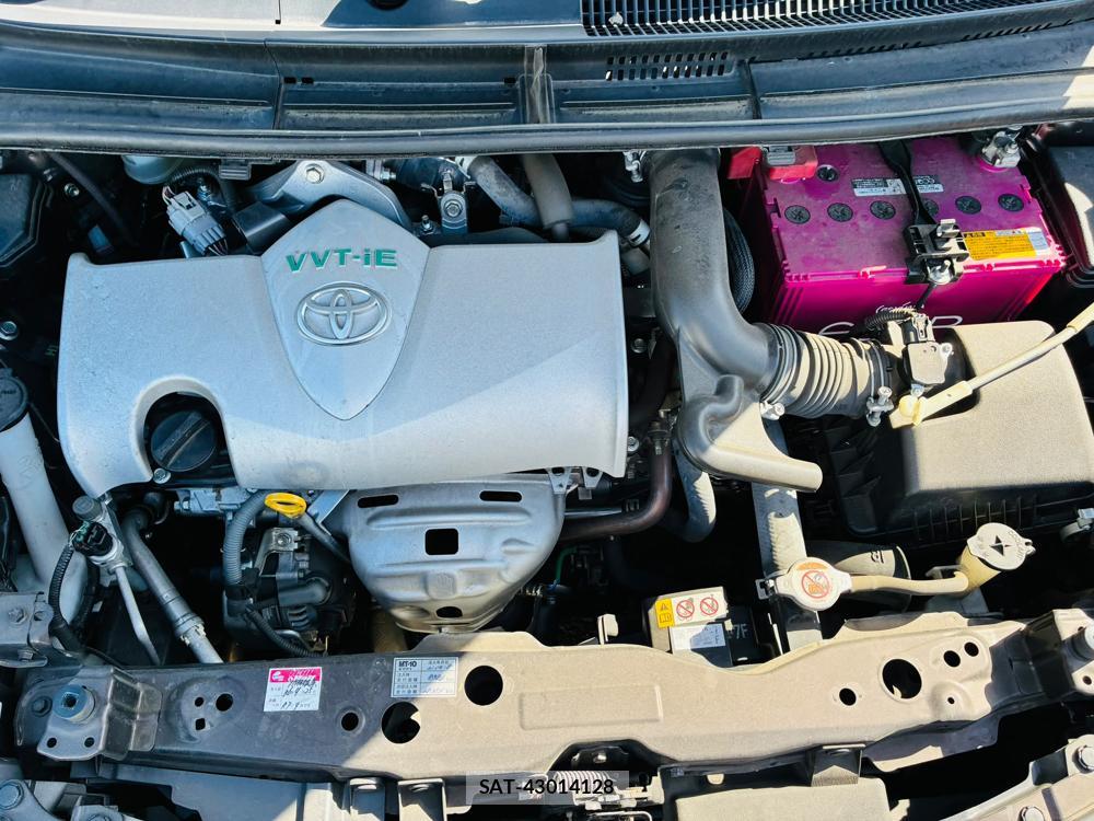 Toyota SIENTA 2019-07 8299085-37