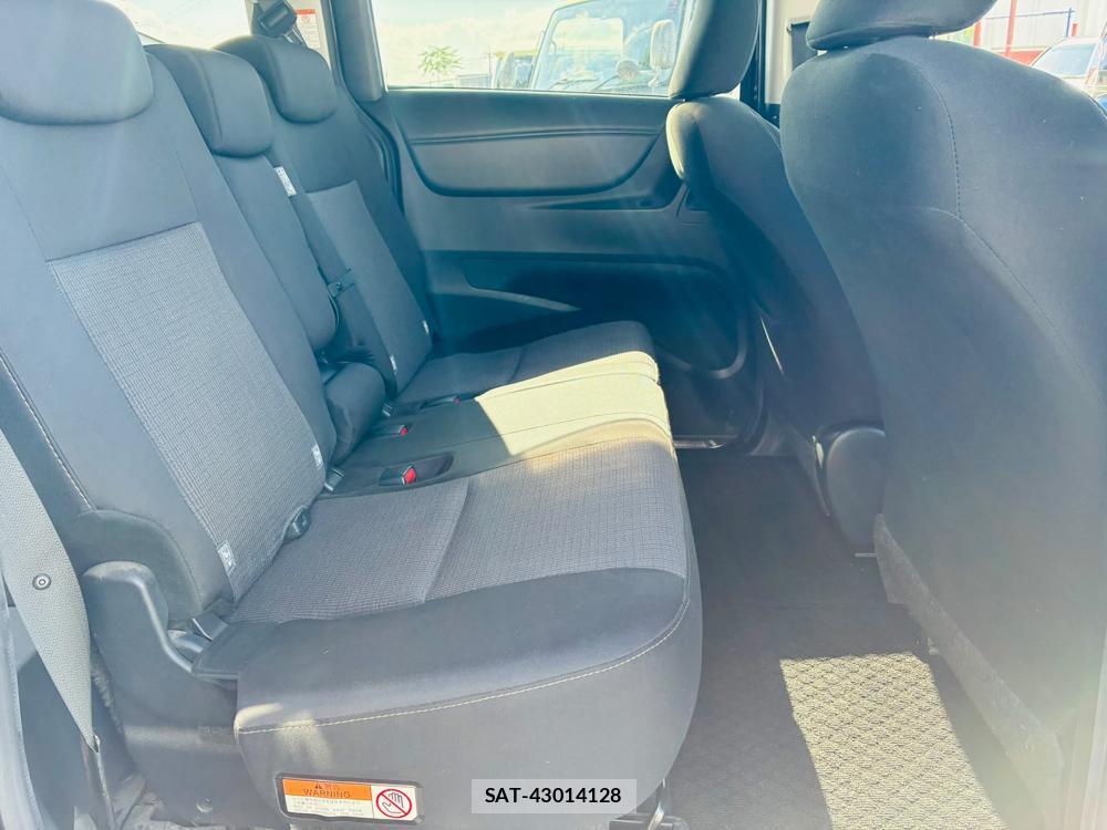 Toyota SIENTA 2019-07 8299085-8