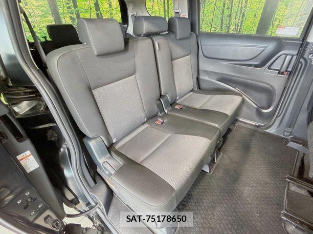 Toyota SIENTA 2019-01 8355596-8