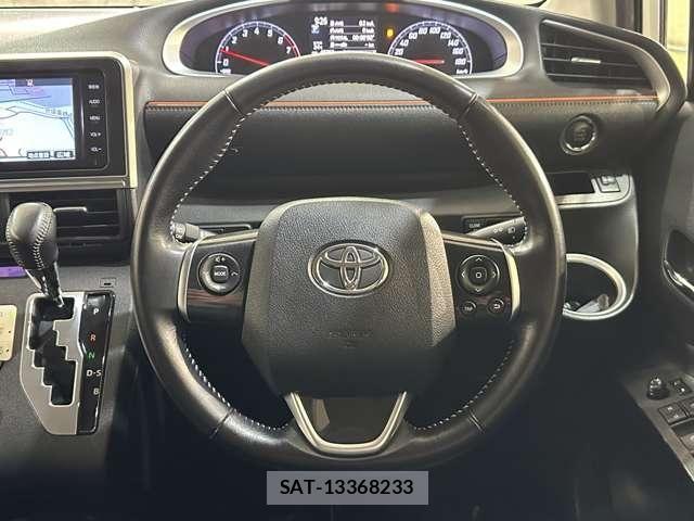 Toyota SIENTA 2016-07 8355599-9