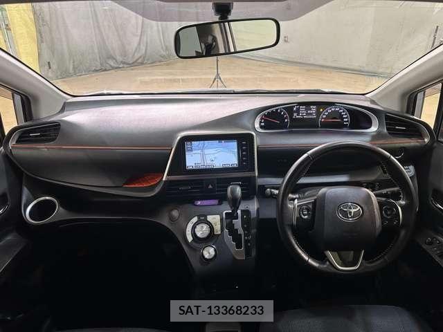 Toyota SIENTA 2016-07 8355599-16