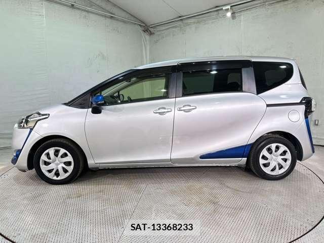 Toyota SIENTA 2016-07 8355599-7