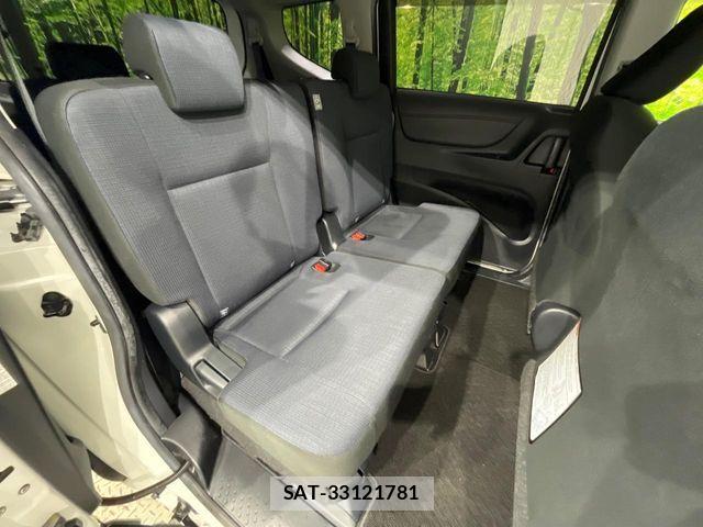 Toyota SIENTA 2016-02 8355598-9