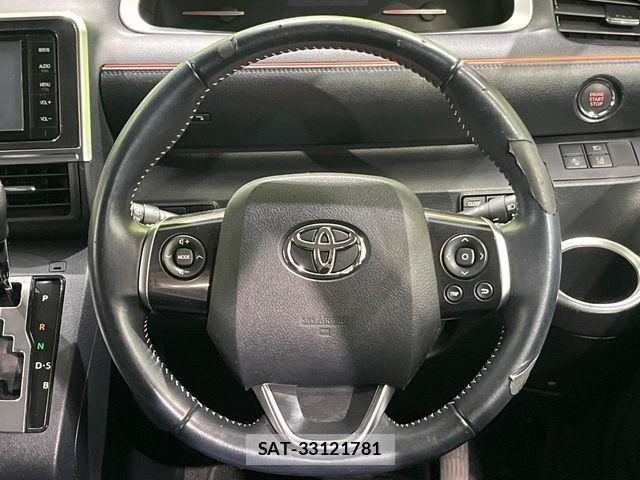 Toyota SIENTA 2016-02 8355598-12