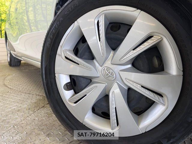 Toyota SIENTA 2018-10 8355597-12