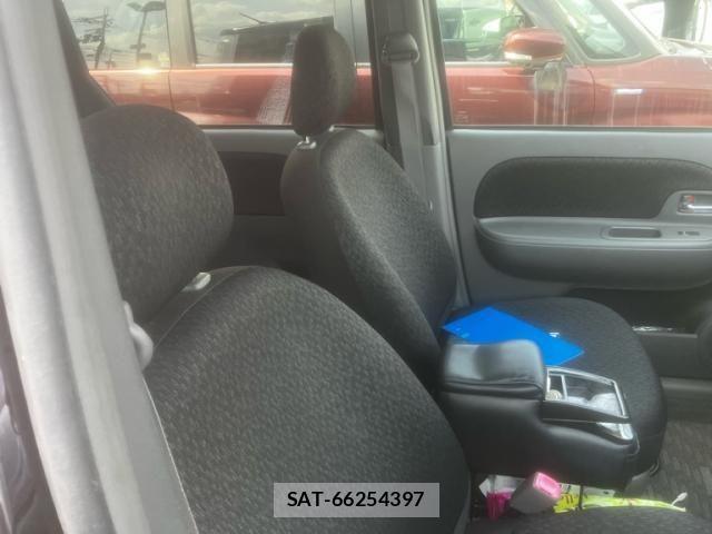 Toyota SIENTA 2011-11 8355600-8