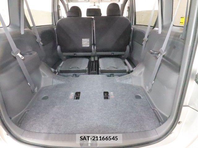 Toyota SIENTA 2012-06 8368697-9