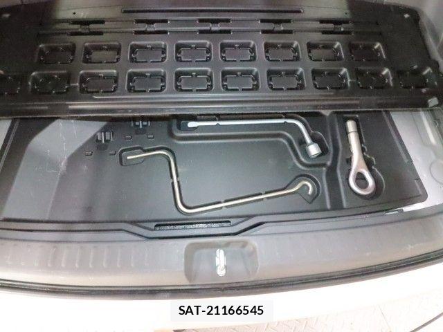Toyota SIENTA 2012-06 8368697-10