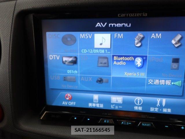 Toyota SIENTA 2012-06 8368697-13