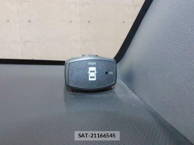Toyota SIENTA 2012-06 8368697-20