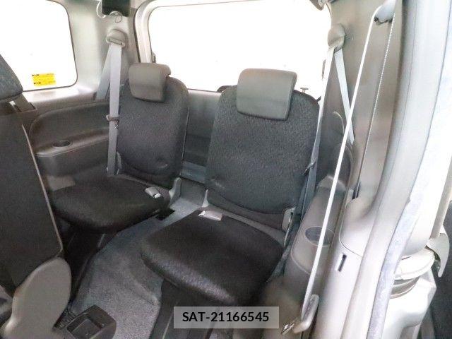 Toyota SIENTA 2012-06 8368697-7