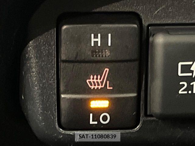 Toyota SIENTA 2021-06 8368686-4