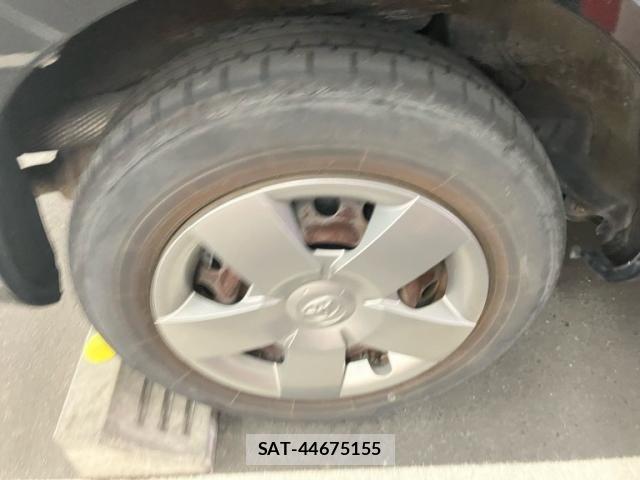 Toyota SIENTA 2013-09 8368698-15