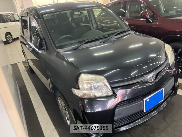 Toyota SIENTA 2013-09 8368698-2