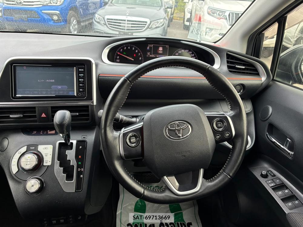 Toyota SIENTA 2020-05 8344475-13