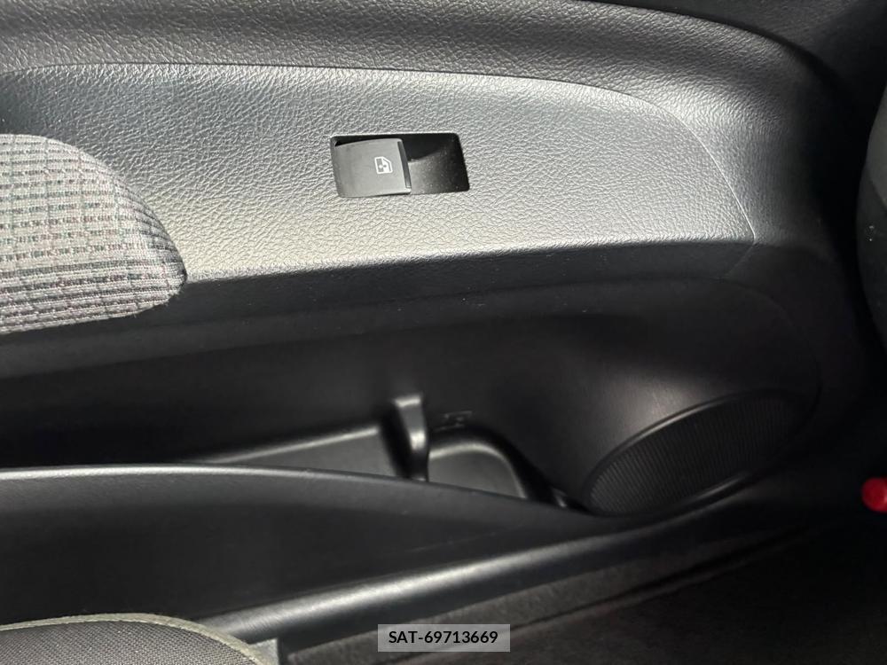 Toyota SIENTA 2020-05 8344475-22