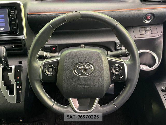 Toyota SIENTA 2015-12 8368688-9