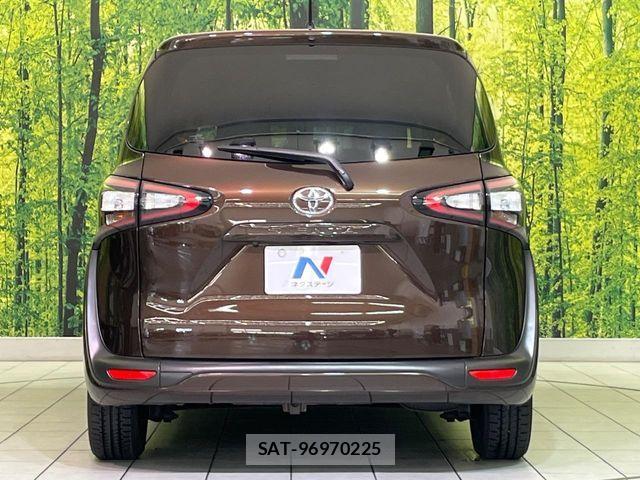 Toyota SIENTA 2015-12 8368688-14