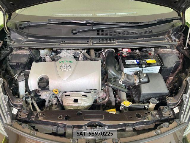 Toyota SIENTA 2015-12 8368688-17
