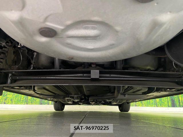 Toyota SIENTA 2015-12 8368688-18