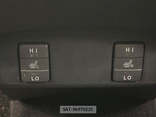 Toyota SIENTA 2015-12 8368688-5