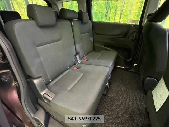 Toyota SIENTA 2015-12 8368688-7