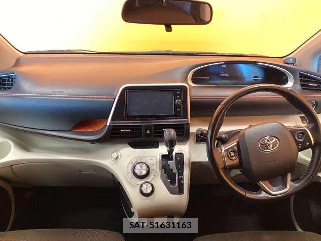 Toyota SIENTA 2018-06 8368695-19