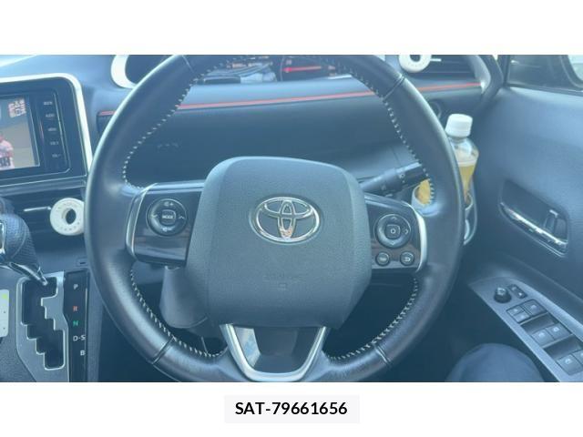 Toyota SIENTA 2015-09 8368694-11