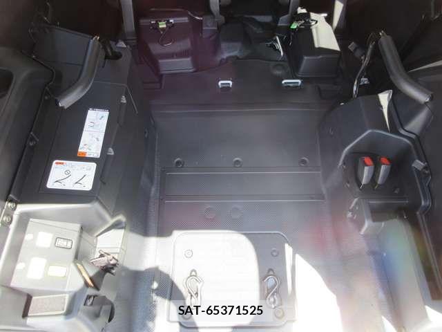 Toyota SIENTA 2026-07 8368684-16