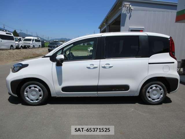Toyota SIENTA 2026-07 8368684-6