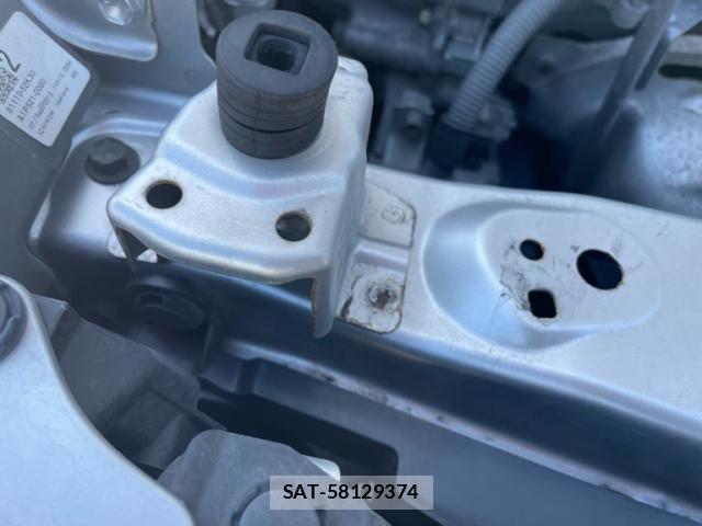 Toyota SIENTA 2015-09 8368696-25
