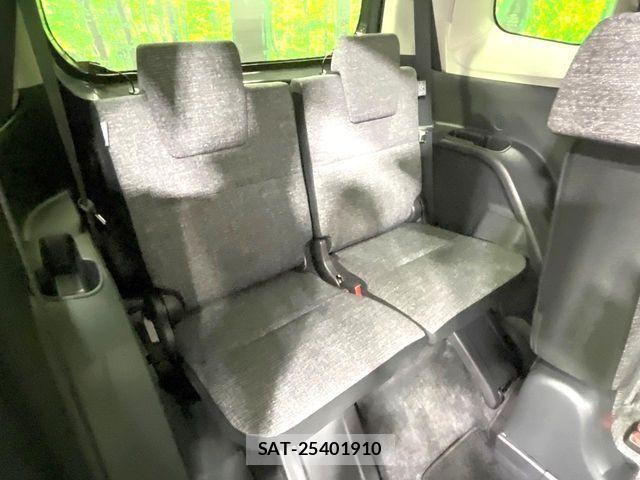 Toyota SIENTA 2023-07 8368683-10