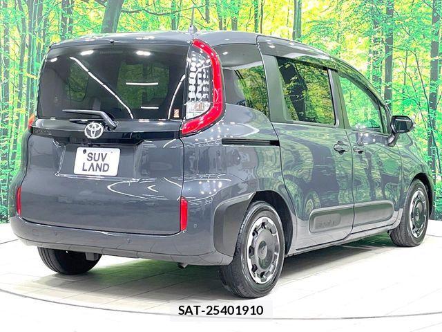 Toyota SIENTA 2023-07 8368683-18