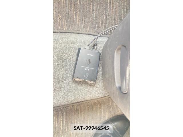 Toyota SIENTA 2009-10 8368702-20