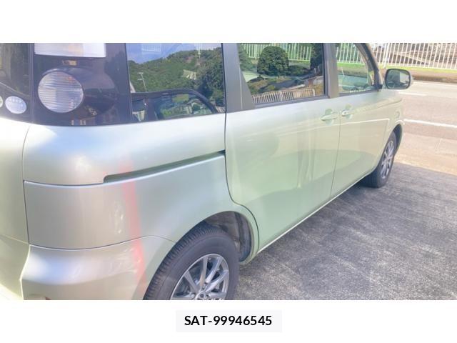 Toyota SIENTA 2009-10 8368702-22