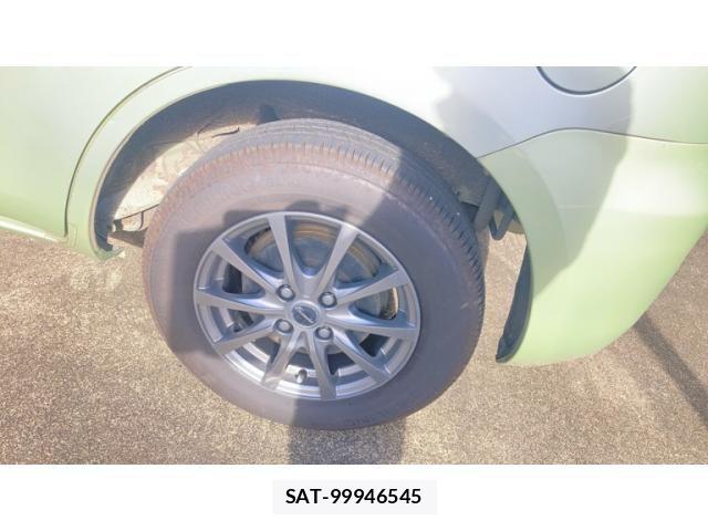 Toyota SIENTA 2009-10 8368702-3