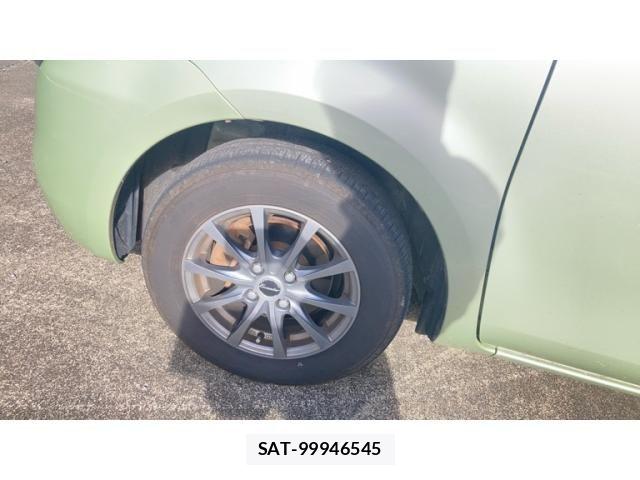 Toyota SIENTA 2009-10 8368702-4