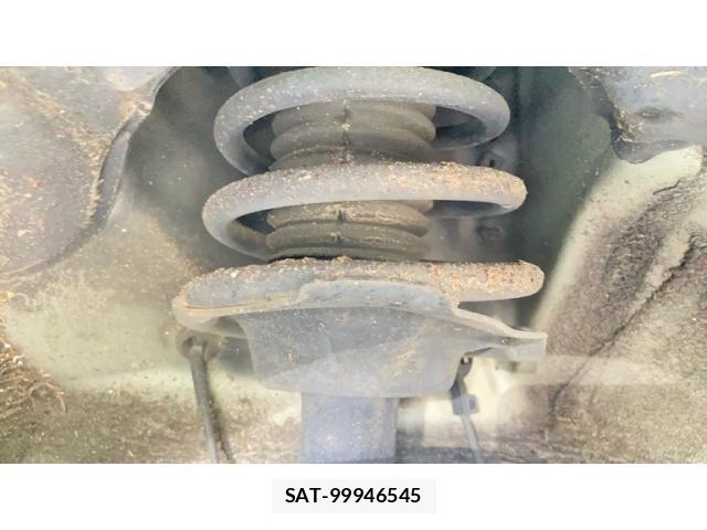 Toyota SIENTA 2009-10 8368702-7