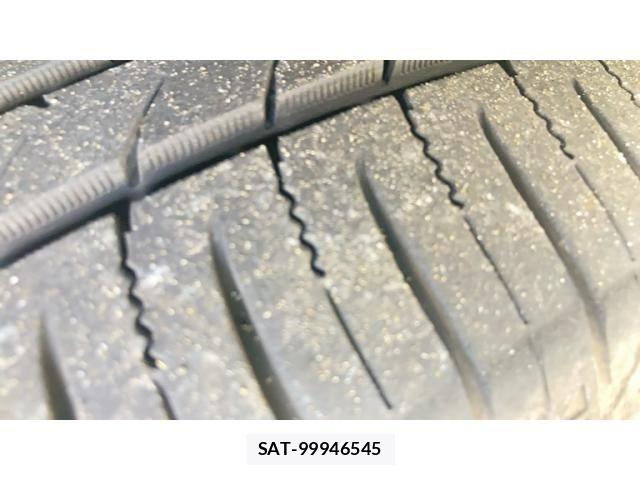 Toyota SIENTA 2009-10 8368702-8