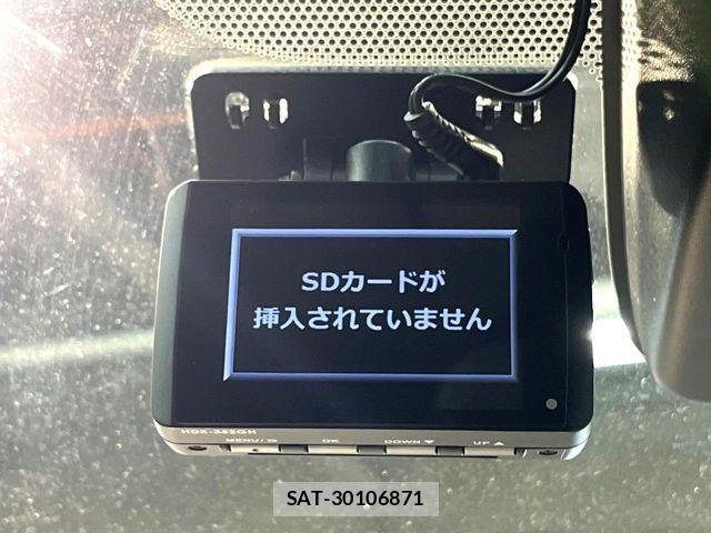 Toyota SIENTA 2019-04 8368682-6
