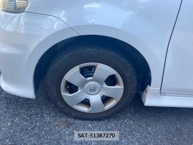 Toyota SIENTA 2009-10 8368700-3