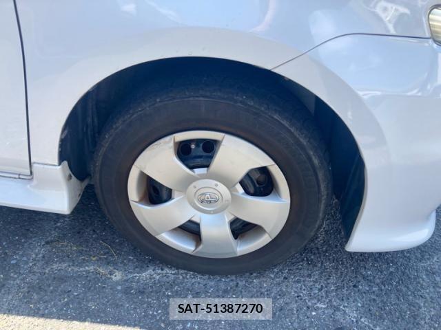 Toyota SIENTA 2009-10 8368700-6