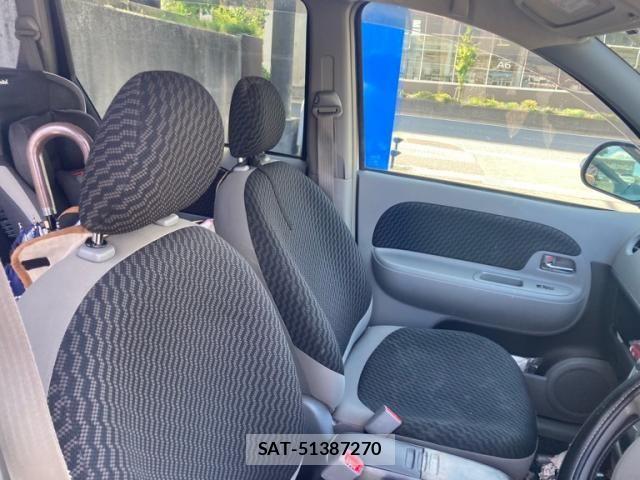 Toyota SIENTA 2009-10 8368700-8